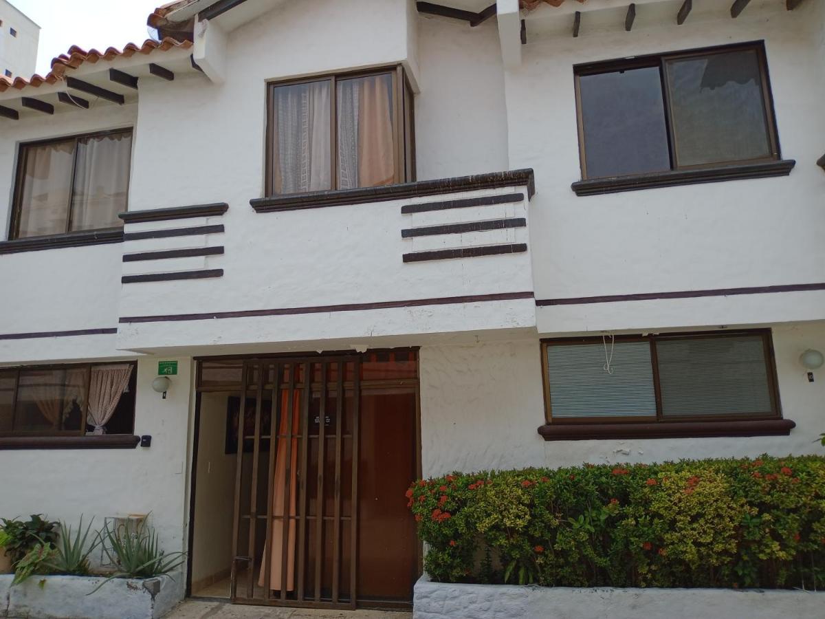 Cómoda casa cerca a la playa - B&B Santa Marta