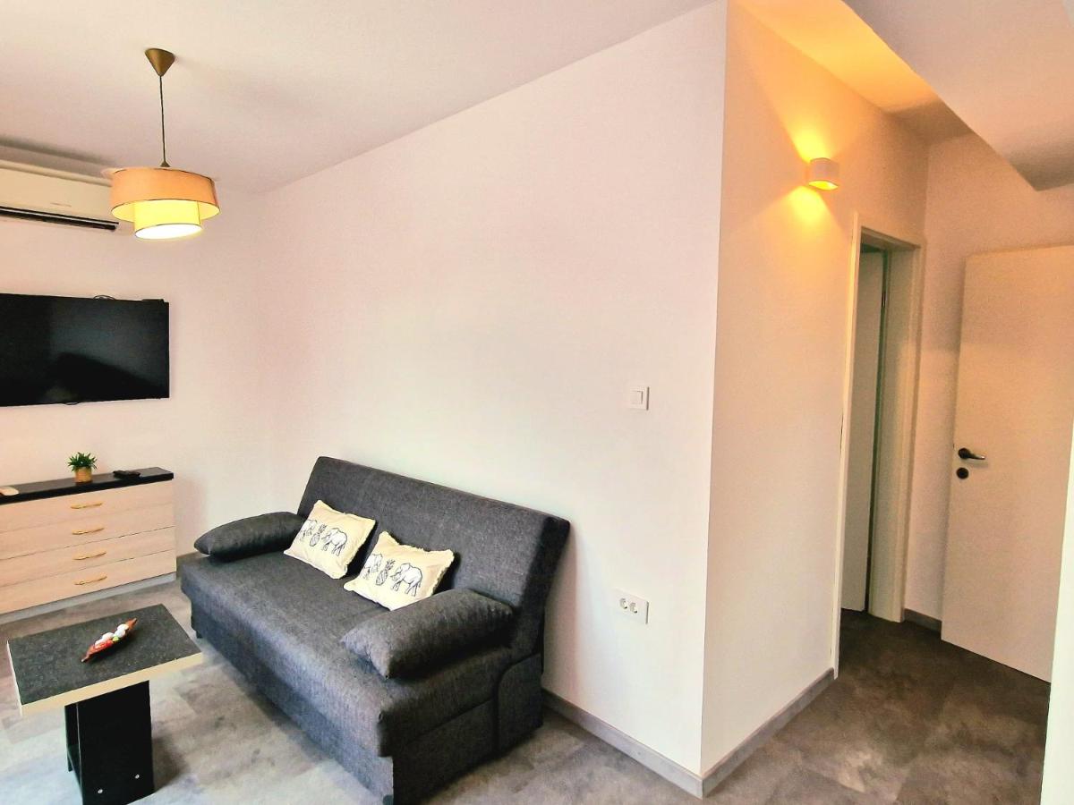 Mediteran Apartments - B&B Koper