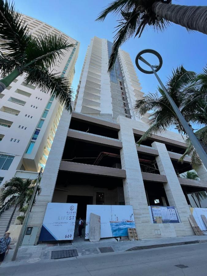 Lucero - Beach Condo - Chambres d’hôtes