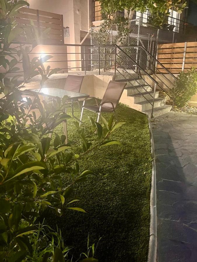 Queen Calliope Garden Suites - B&B