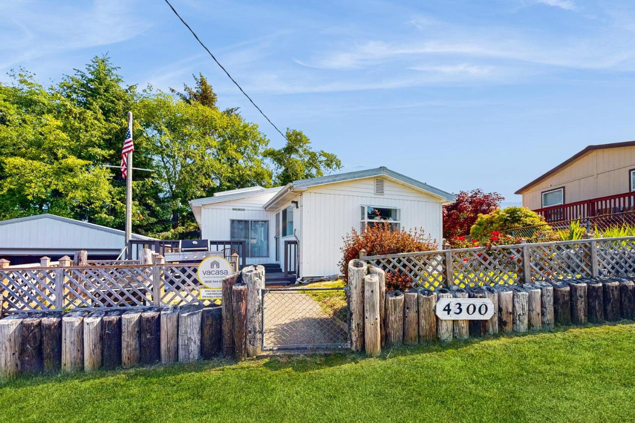 Mermaid Crossing - B&B