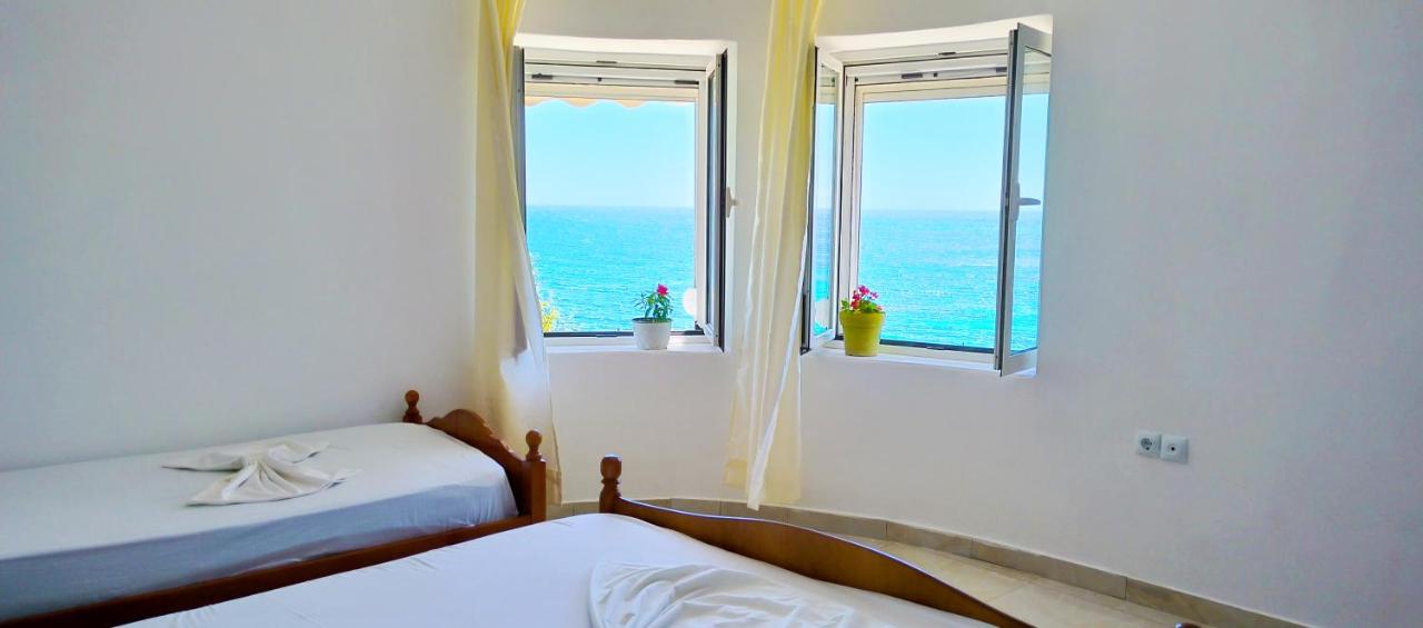 Natasha Rooms - B&B Himarë
