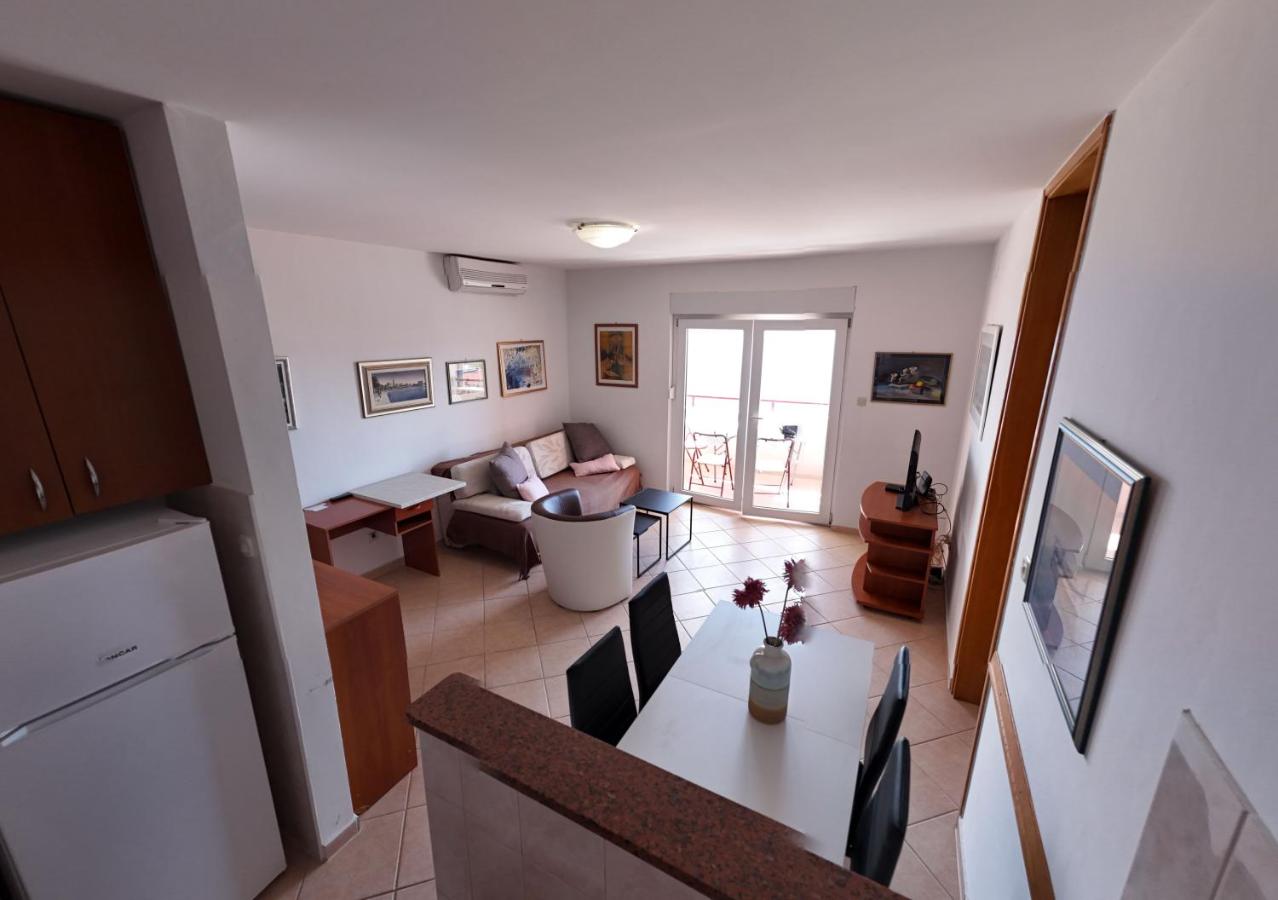 Apartman Petra&Marko - Ferienwohnung Baška Voda