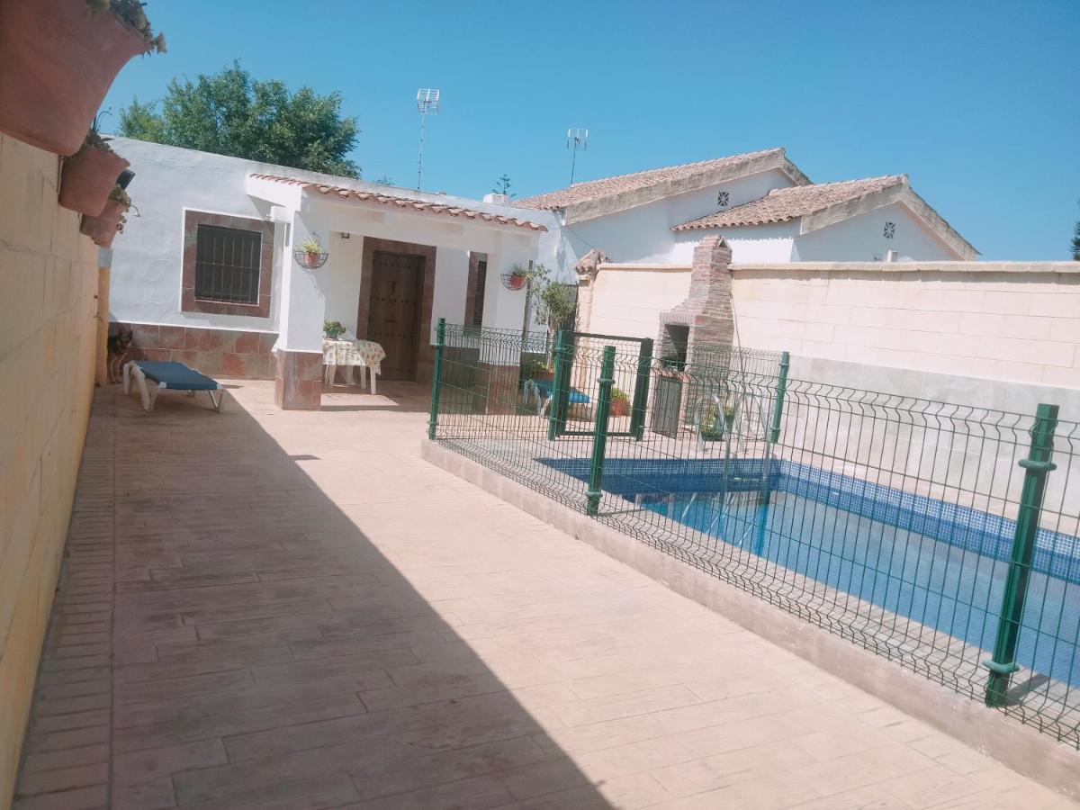 Two-Bedroom House (4 Adults)