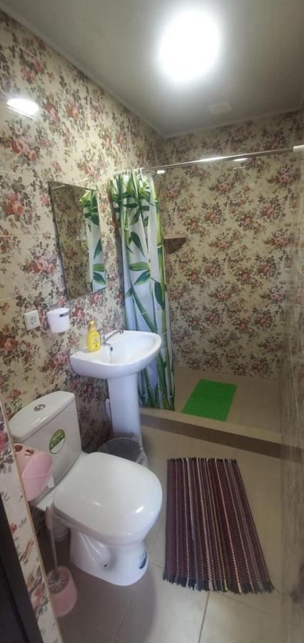 Doppel-/Zweibettzimmer mit Gartenblick