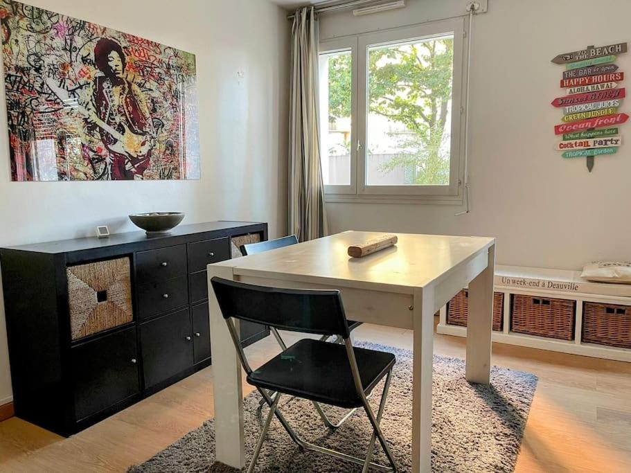 Superbe 51m2 RDC proche Défense - B&B