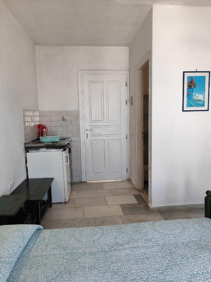 Studio Lit Queen-Size 