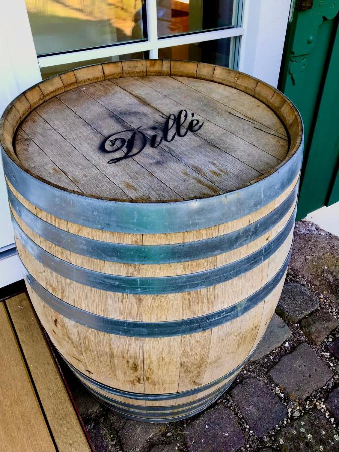 Klein & Fein für nach dem Wein bei Wein- & Sekthaus Dillé - B&B