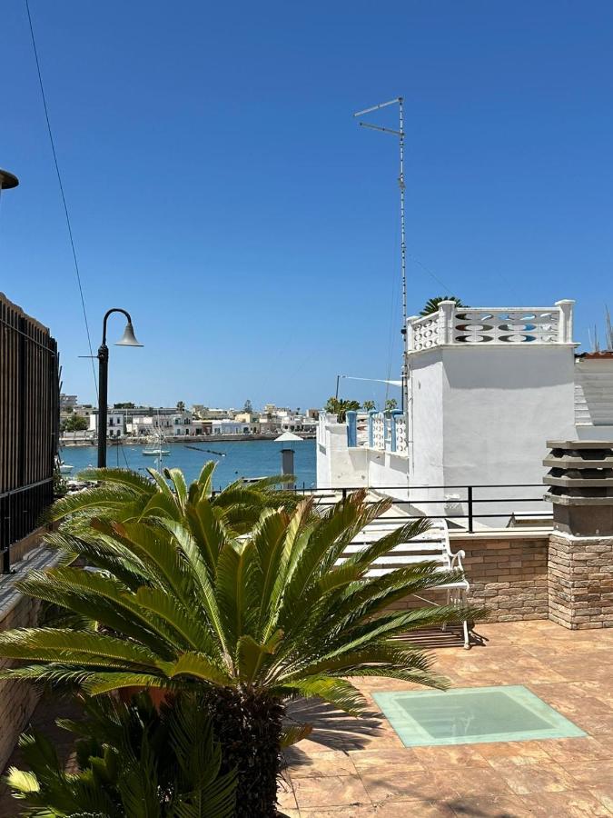 Fronte Porto Home - Bed and Breakfast
