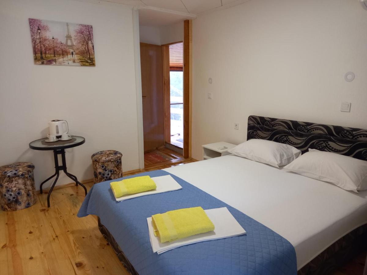 Chambre Double - Vue sur Montagne