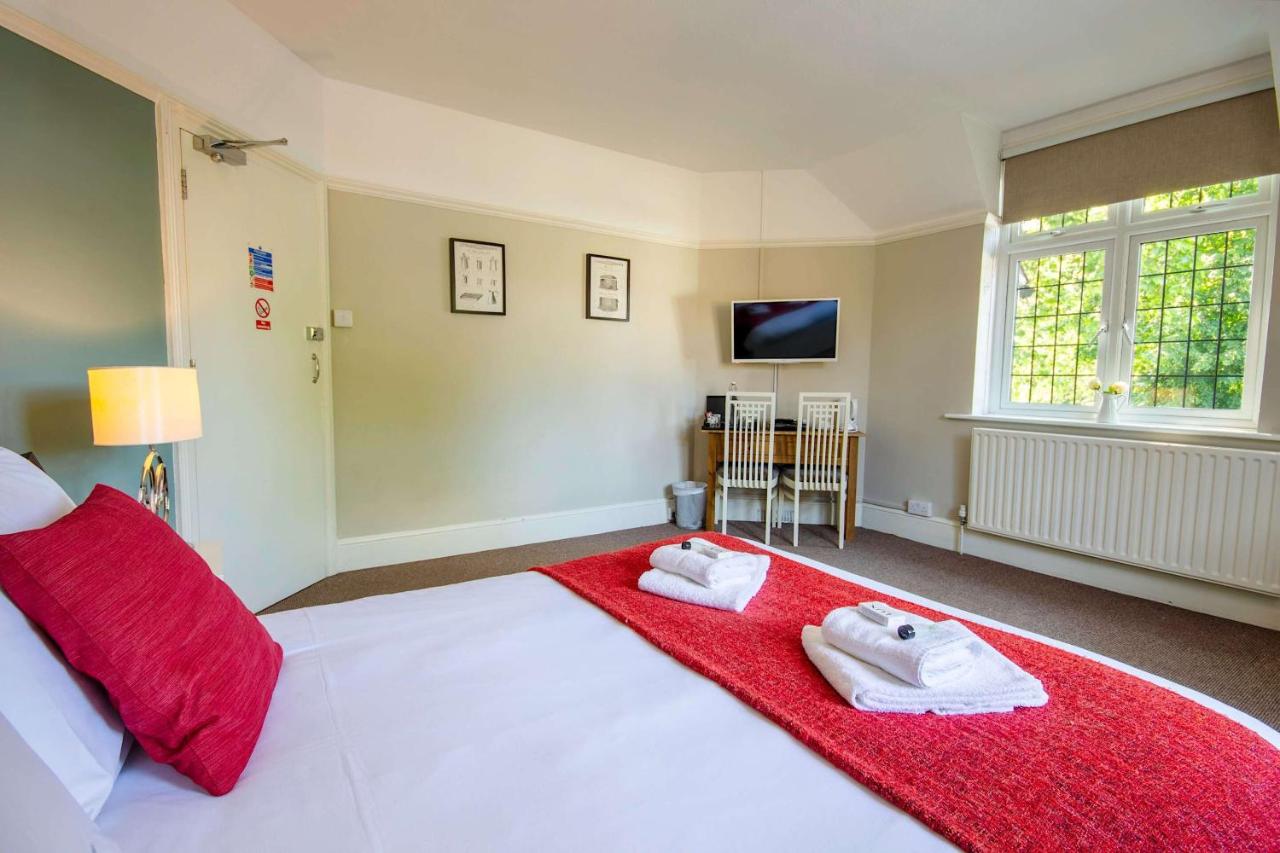 Double Room with Shared Bathroom