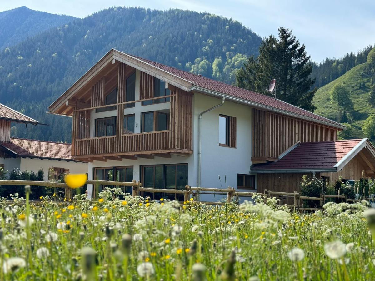 Garten Chalet - Bed and Breakfast