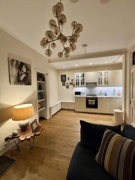 Welcoming Morningside Escape - B&B