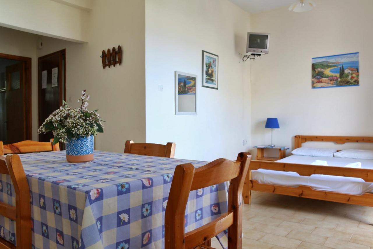Seaview - selfcatering apartment - Helen No 6 - B&B Ksiropígado