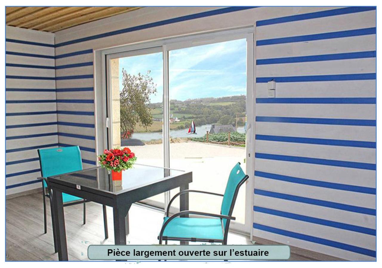 Gîte entre Paimpol Bréhat et Perros Guirec Côte de Granit Rose Vue terre mer - B&B