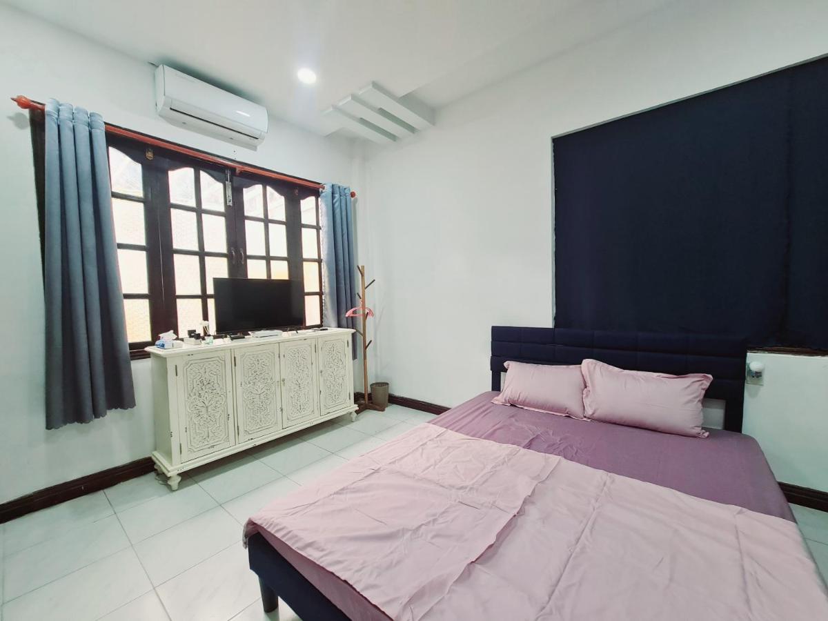 Pet Friendly Myths Saigon
