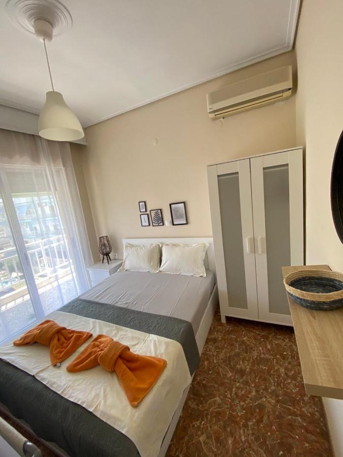 New Zeusplace apartment with private parking Paralia Katerini - Chambres d’hôtes