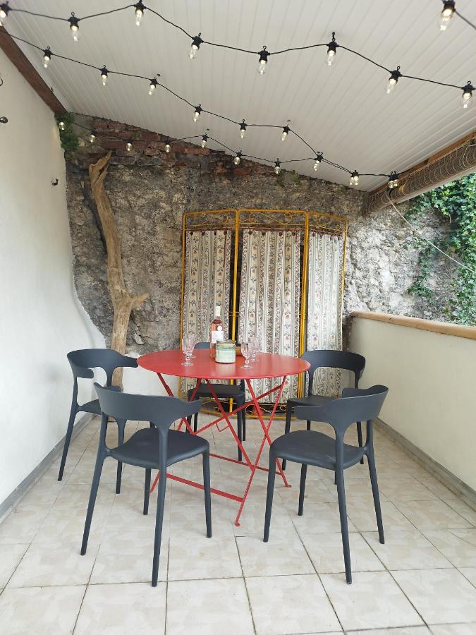 Par Saint Georges ! - B&B