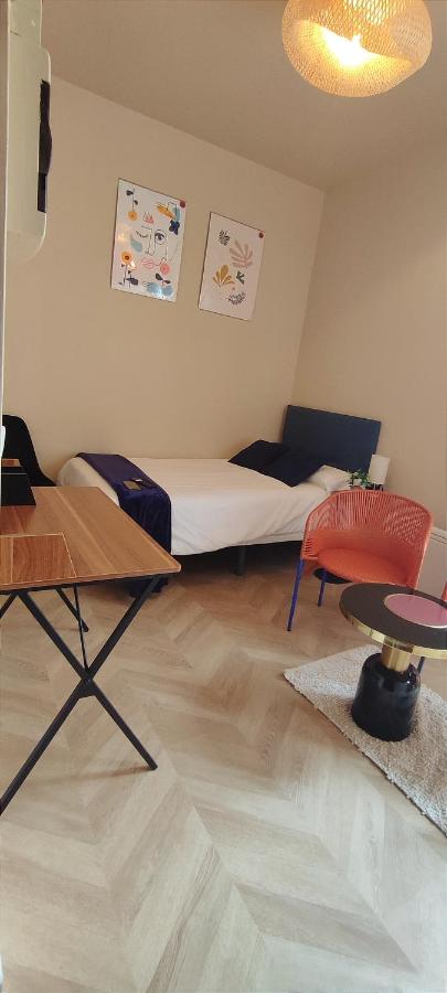 Studio La CASITA COZY- la Défense - Paris St lazare - B&B