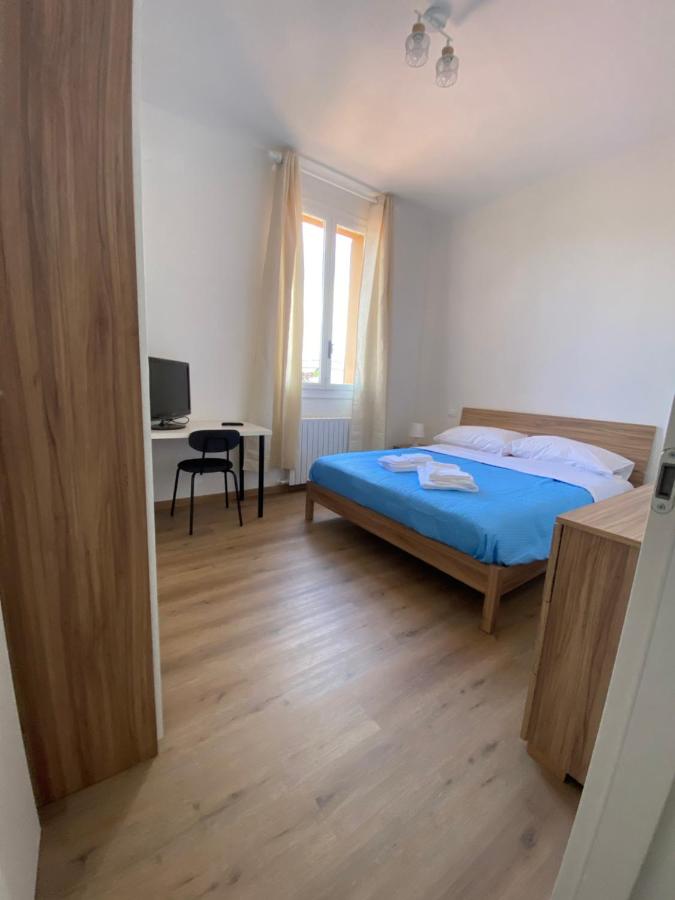 Habitación Doble con baño compartido