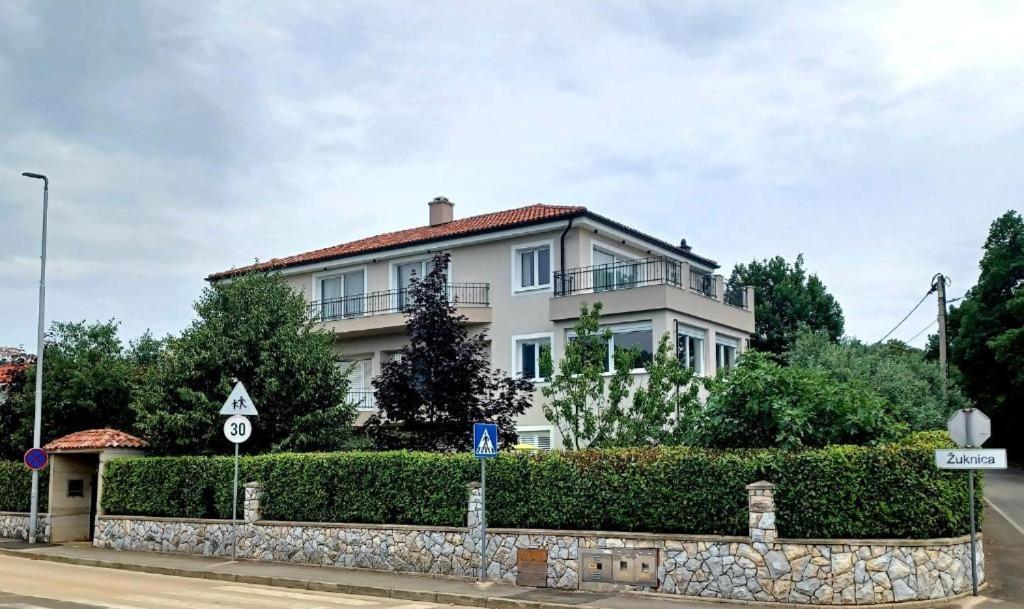 Blue Wave Studio - B&B