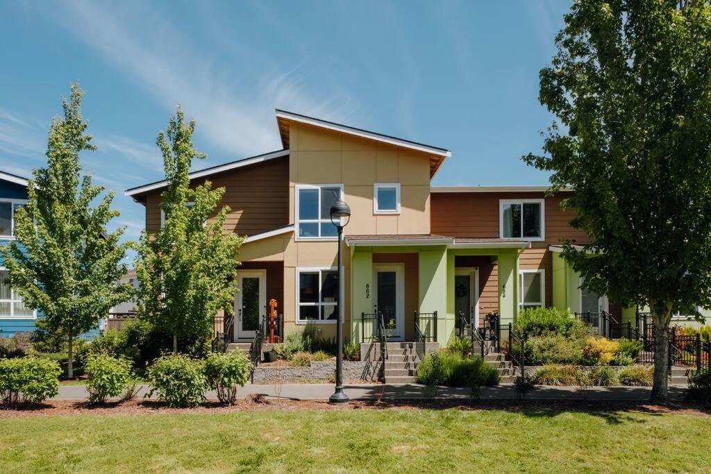 Haven at Greenbridge Close to Airport and Downtown - B&B Seattle