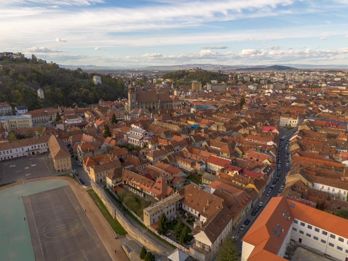 Iconic View Terrace - 2 Private Suites - B&B Brasov