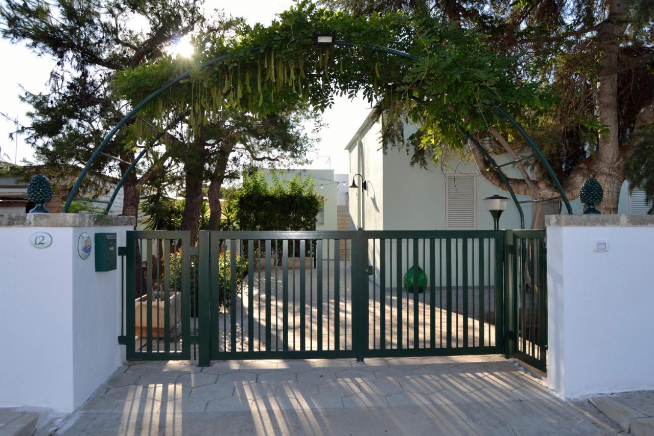 A L' ARIA FRISCA - villetta a due passi dal mare - B&B Torre Lapillo
