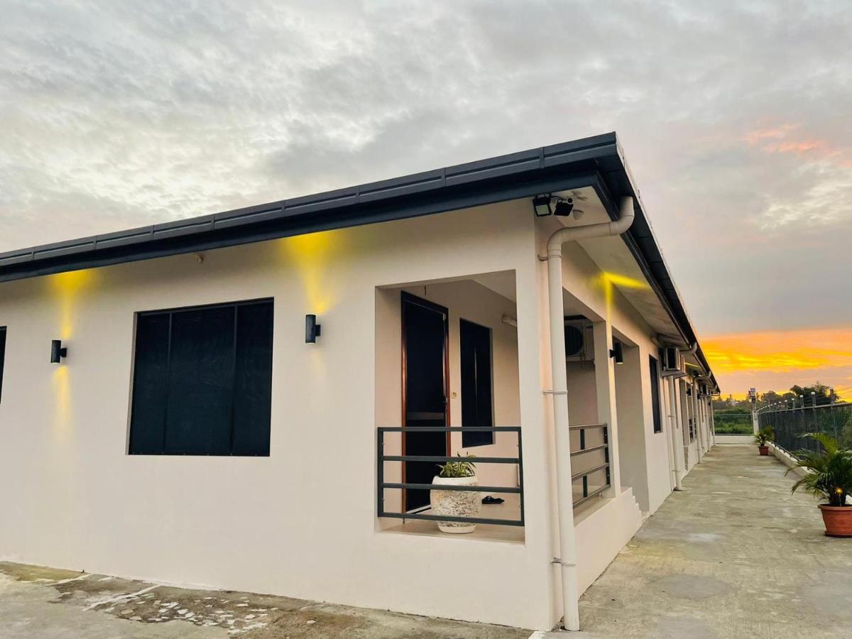 Westview Apartments - B&B
