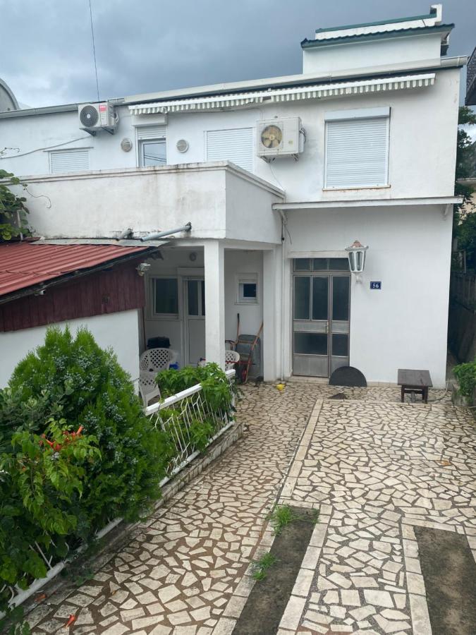 Апартаменты - Chambres d’hôtes Sutomore