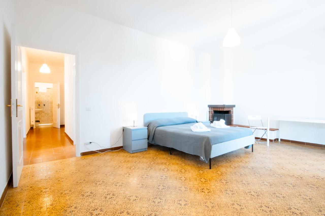 BeachFront Villa - B&B Bari