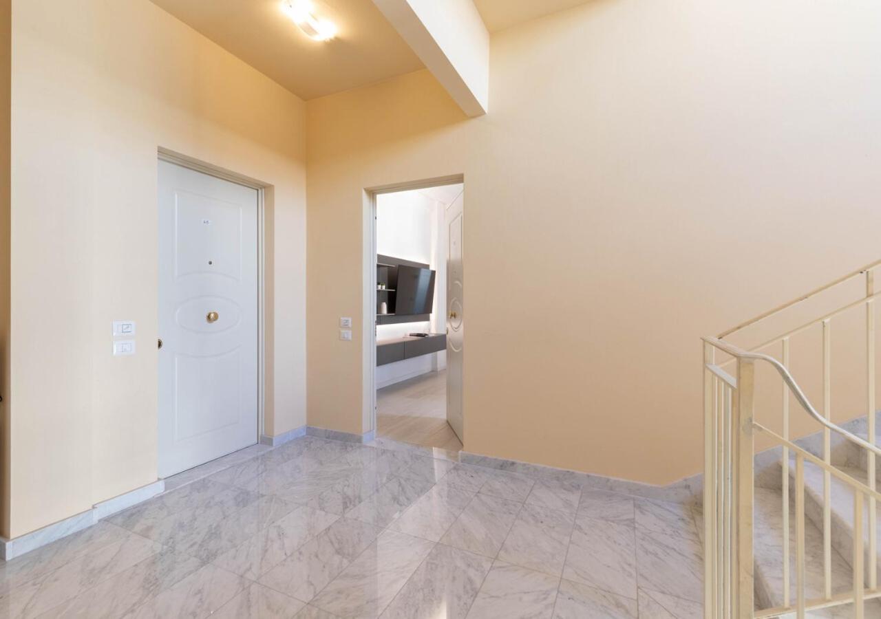 Tower View luxury apartment on the River - B&B Pisa