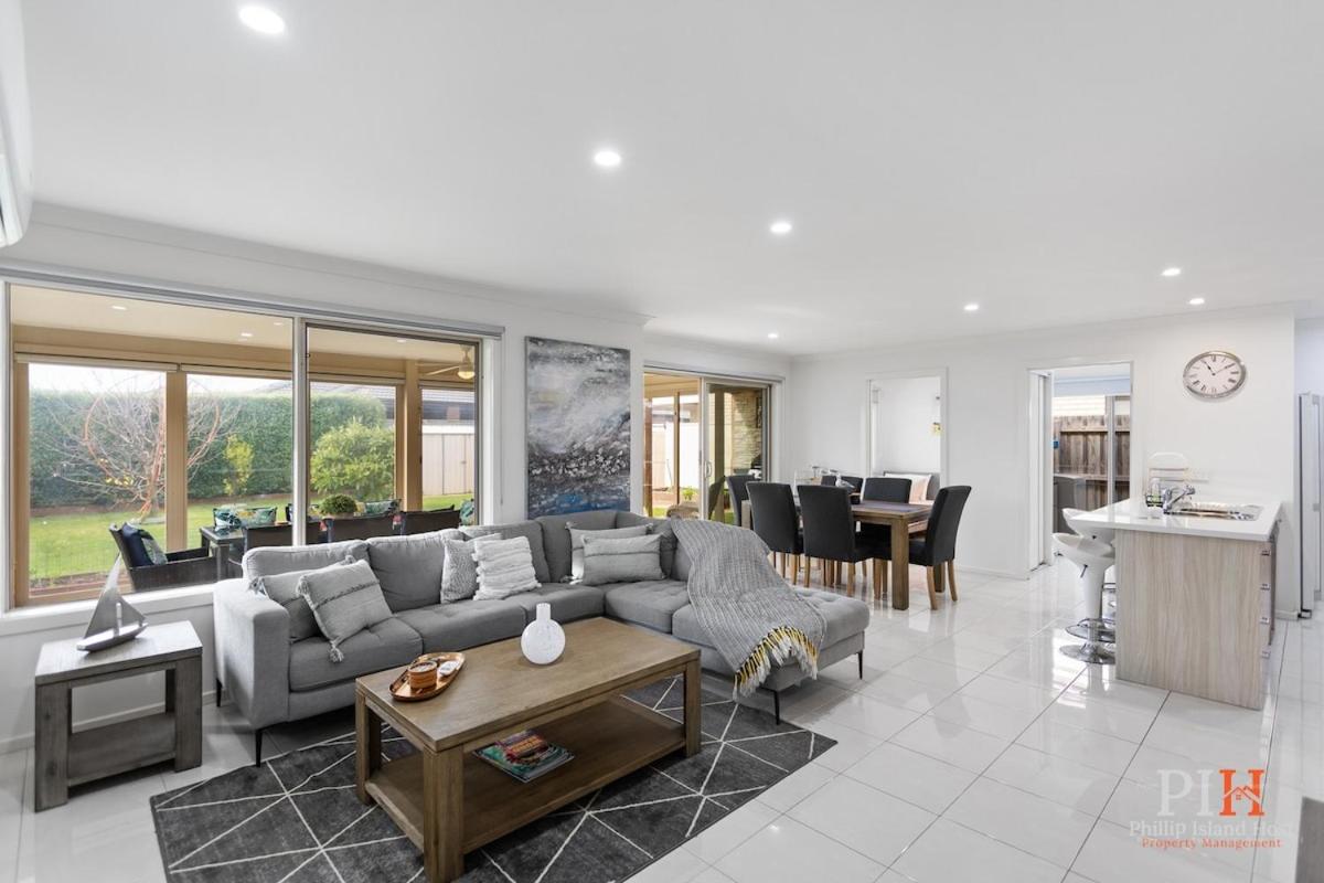 Spacious 4-BR Family Home - Ferienwohnung Cowes