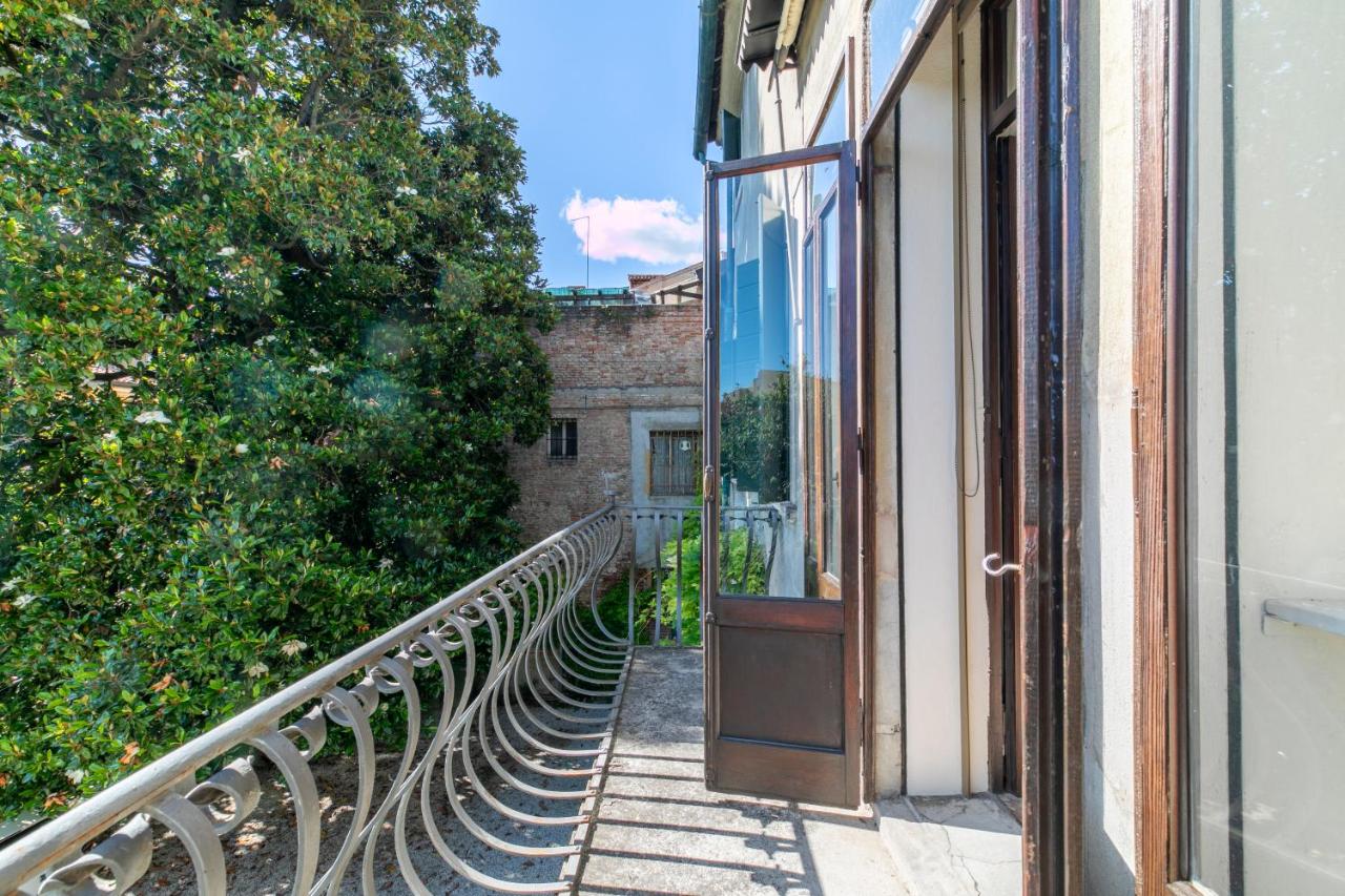 Palazzo Calvi di Coenzo - Padova - B&B