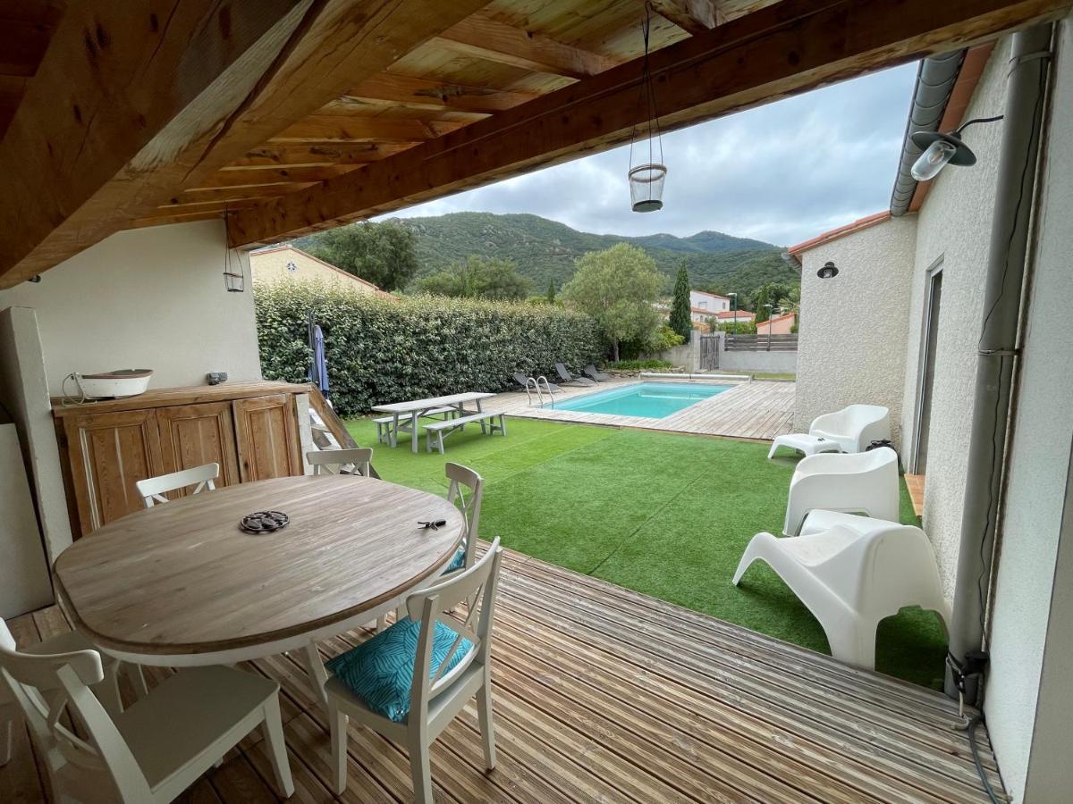 Maison avec piscine entre plage et montagne - B&B