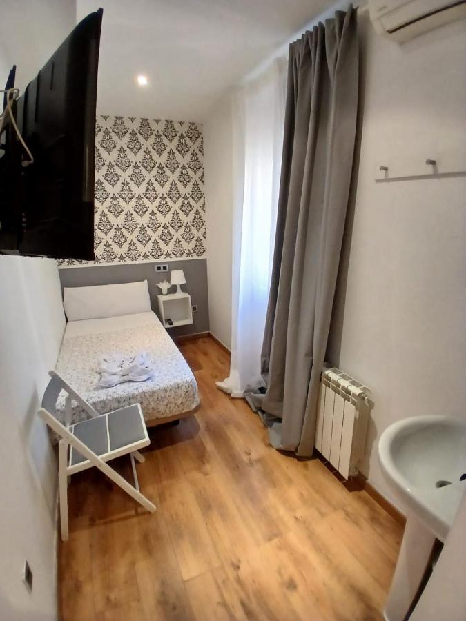 Habitación Individual Estándar con baño compartido