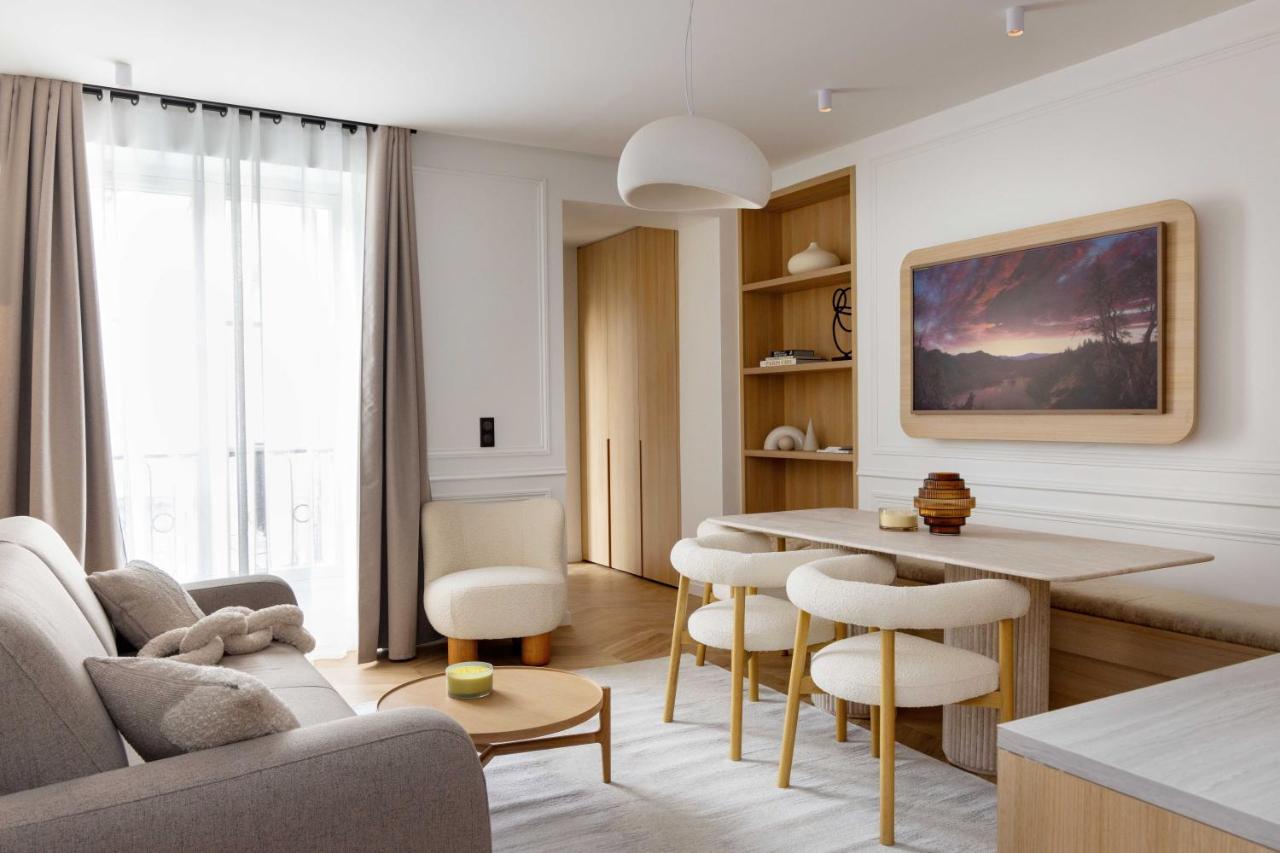 Splendid Apartment - 2BR-6P - Near Palais Royal - B&B