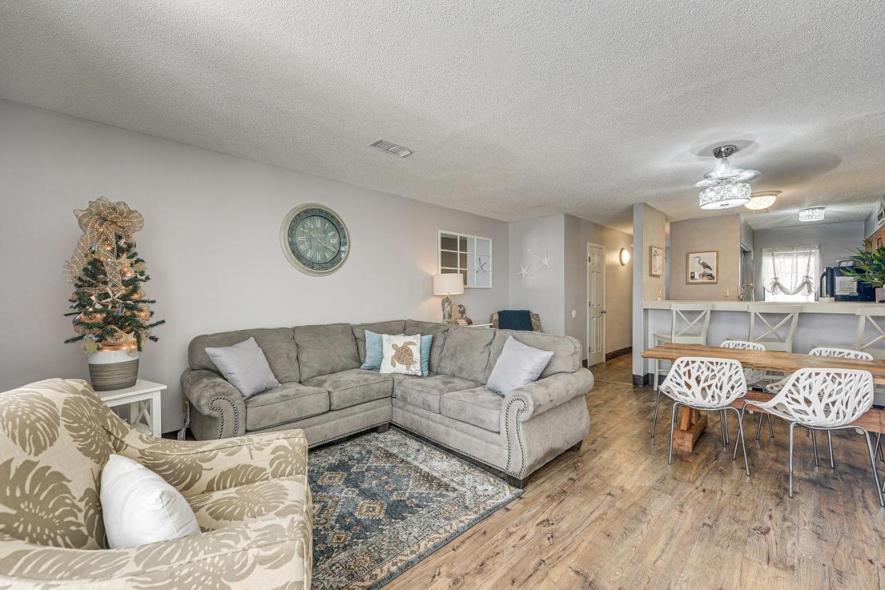 Steps to Ocean Convenient Myrtle Beach Townhome! - B&B