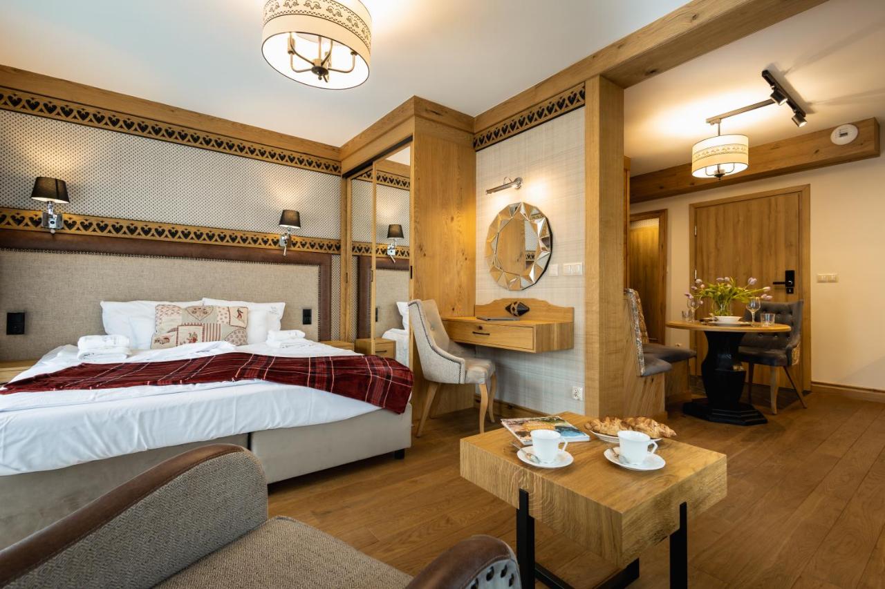 Estudio con vistas al jardín