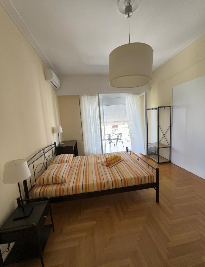 Economy Dreibettzimmer mit Gemeinschaftsbad