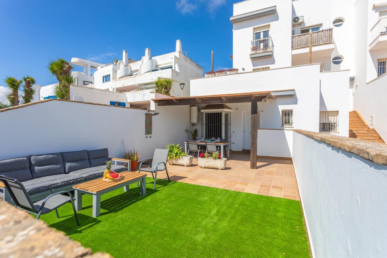 Beach at 30m, great terrace, home office & fibre - Bed and Breakfast Tarifa