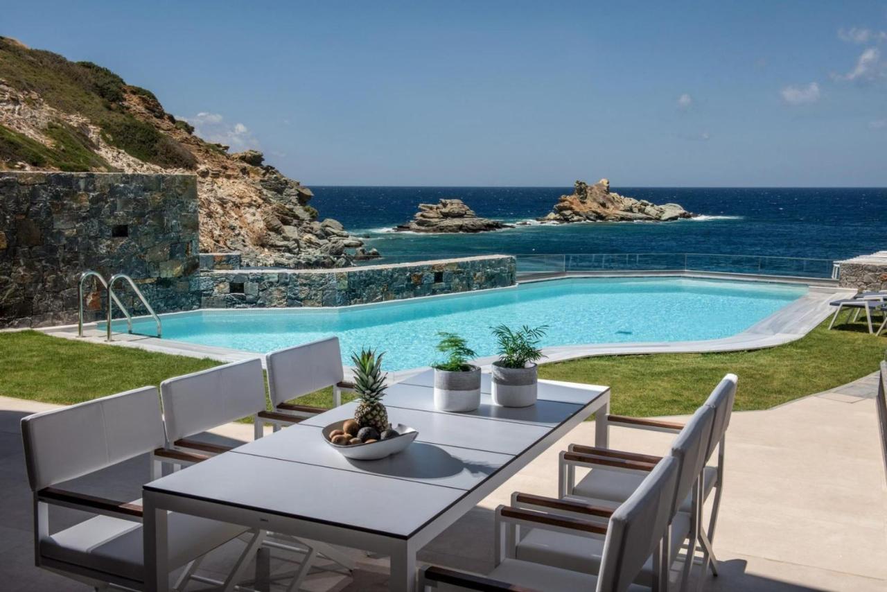Made By The Sea Villas 12 BDRM - Bed and Breakfast Lygaria