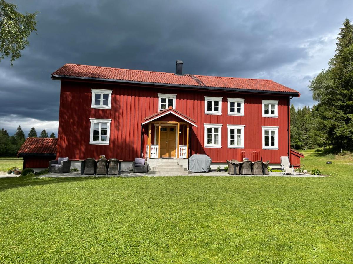 Smedja overnatting og ysteri - Bed and Breakfast