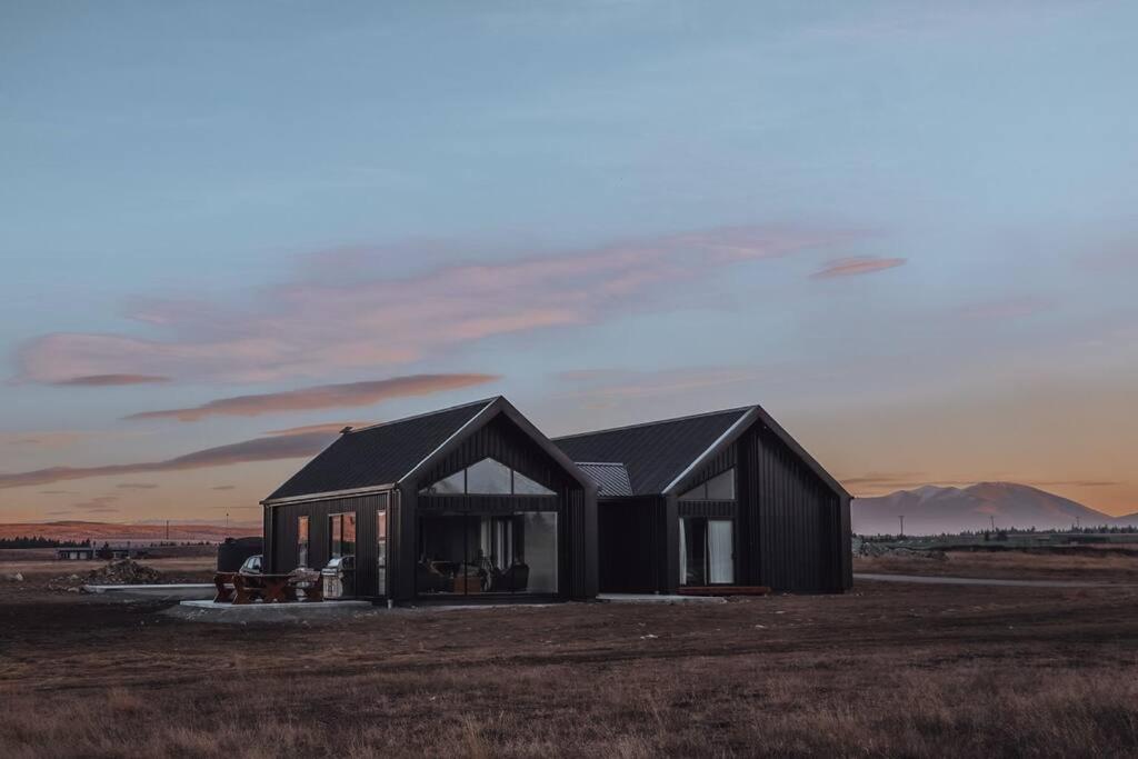 Twizel House on Ben Ohau - B&B