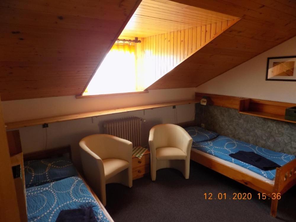 Twin Room with Bathroom