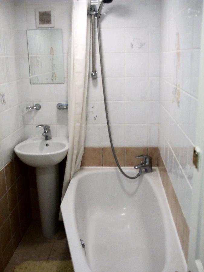 Camera Doppia con Letti Singoli con Bagno Privato Esterno 