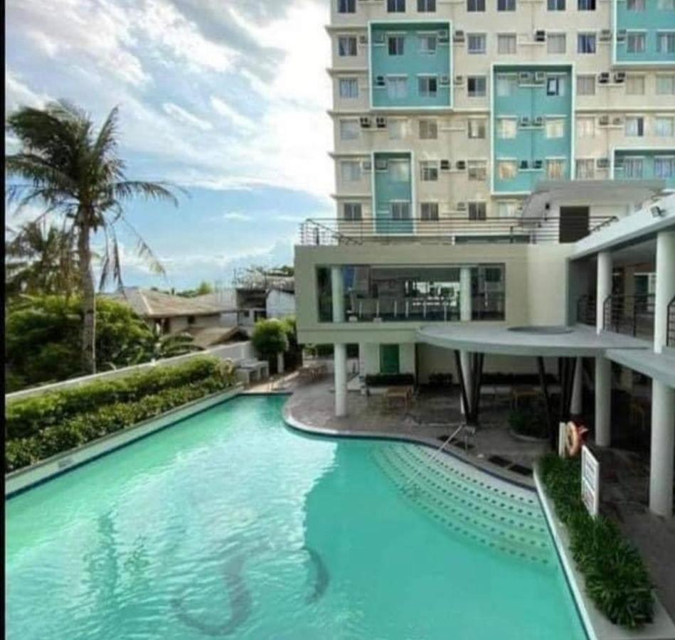 2 Bedroom Condo Iloilo City - B&B