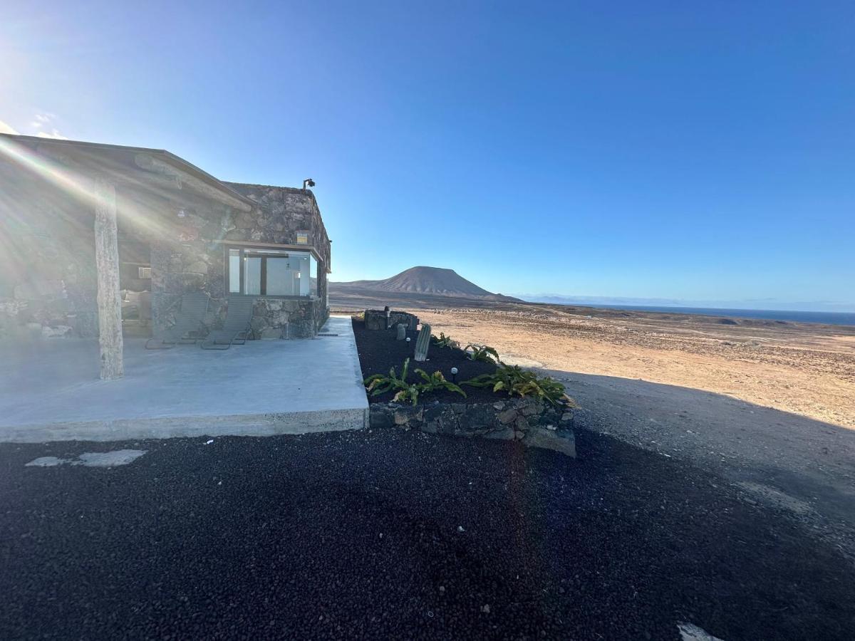 Casita Tahona con vistas de infarto al mar y volcanes con absoluta privacidad - Chambres d'hôtes Parque Holandes