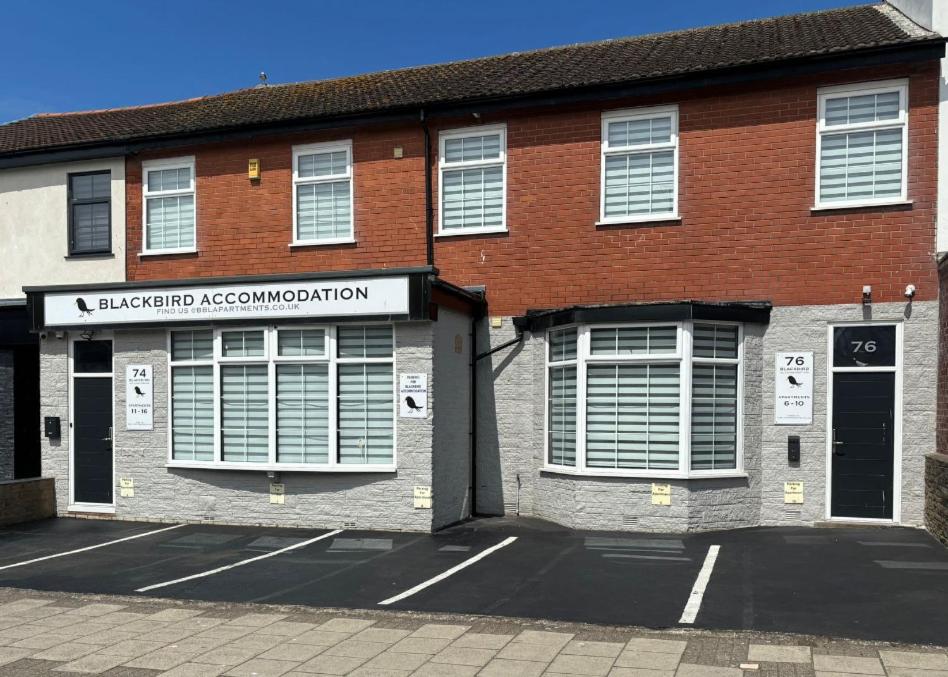 BlackBird Luxury Accommodation Room 6 - Ferienwohnung Blackpool