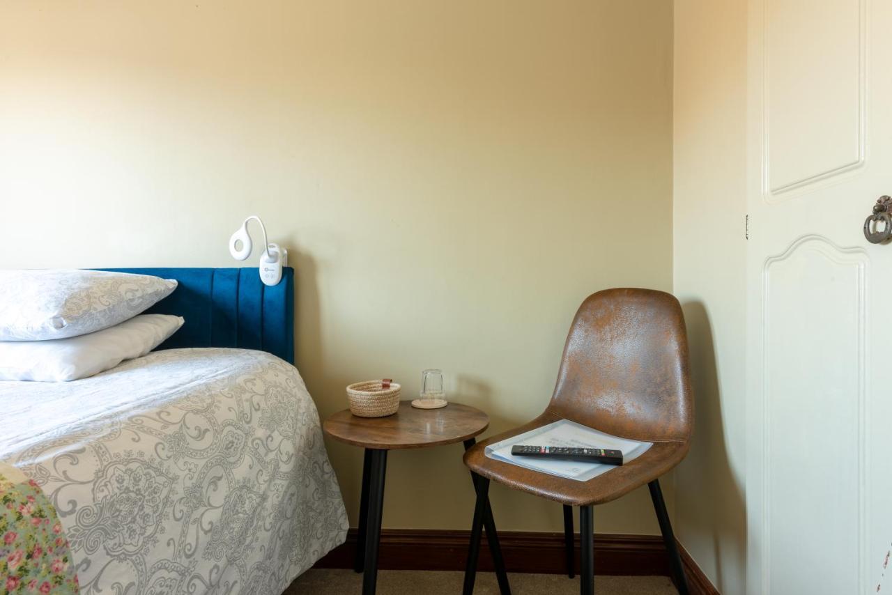 Budget Single Room